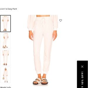 NWT L Space 2 piece lounge set “Livin is Easy”. Size Small